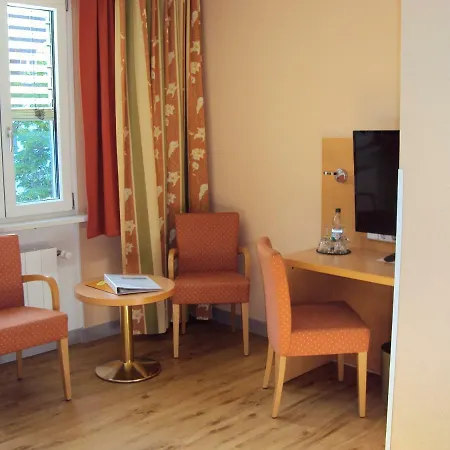 Alter Kranen Hotel 3*